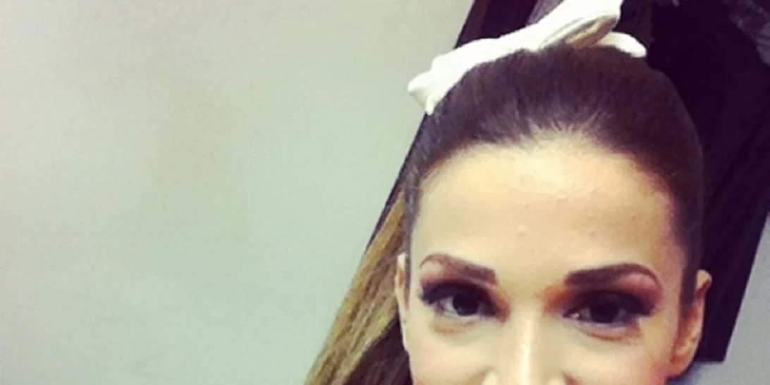 Ελένη Χατζίδου | Γιόρτασε τη γιορτή της με τους συμπαίκτες της από το Survivor